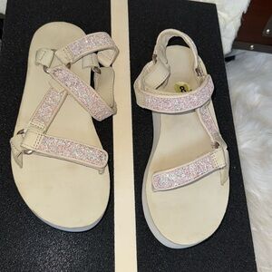 Teva Women’s Sparkle Sandals Size 8